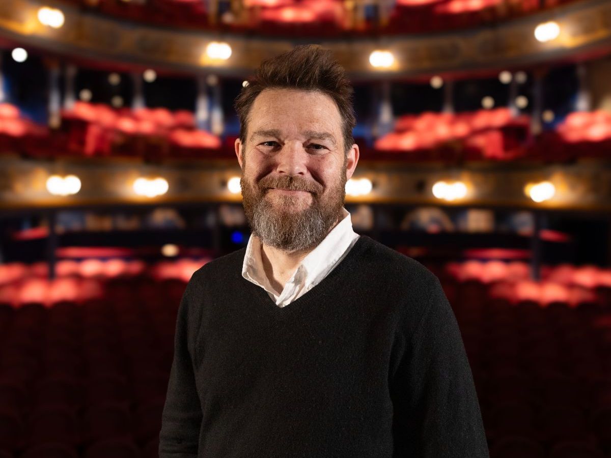 TerriPaddock's tweet photo. After a trailblazing 7 years, #DavidGreig is stepping down as artistic director of the @lyceumedinburgh at the end of the 2024/2025 season to focus on writing, directing &amp; other literary projects. He will remain a key partner and supporter to Scotland’s largest-producing theatre. https://t.co/1nb3ur4T6V