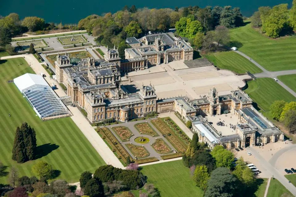 Stately Home News tweet media