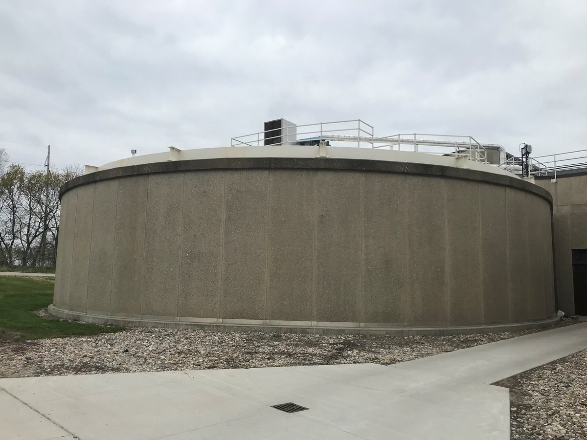 IowaStateUNews's tweet image. Two recent studies by Iowa State researchers modeled using anaerobic digestion to produce renewable natural gas from grassy biomass in different settings and from varying perspectives, analysis that helps flesh out the system’s potential. @AgCCHANGE 
🗞️go.iastate.edu/MD62CK