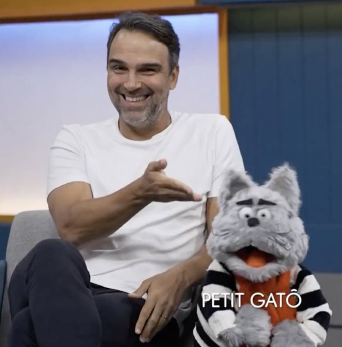 CFD_Oficial's tweet photo. O mascote da Globo conseguiu ser melhor do que o oficial das Olimpíadas https://t.co/KNBzuTKspt