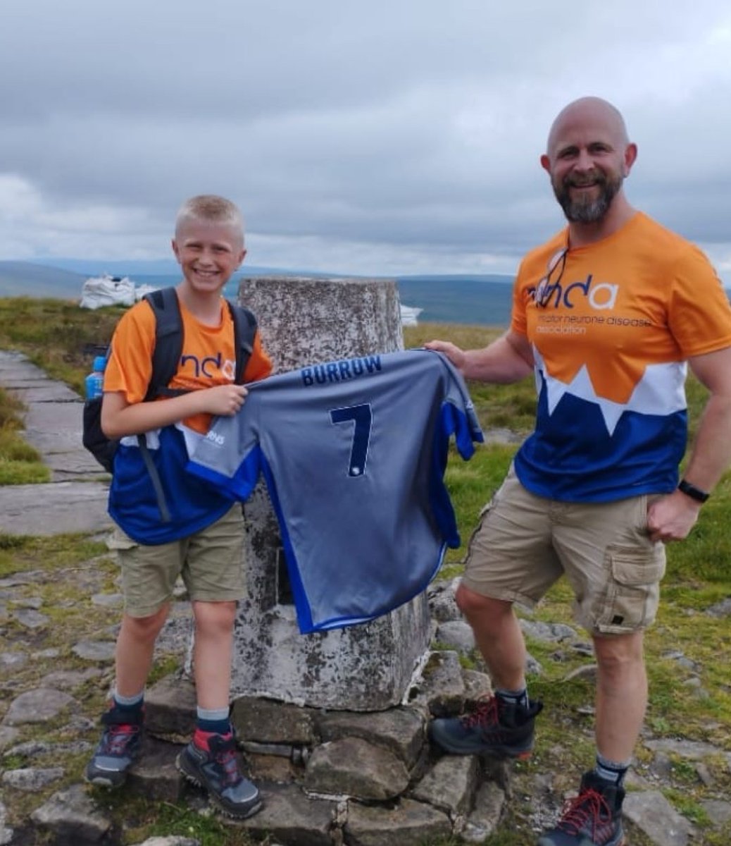 SettleKaren's tweet photo. #TeamJasper has just completed his #7in7 challenge for @mndassoc
He's done 7 Yorkshire Peaks in 7 days!
Well done young Jasper and his Dad Phil, and all his support crew!
Part 2 pics coming up... https://t.co/mpI1qy3huy