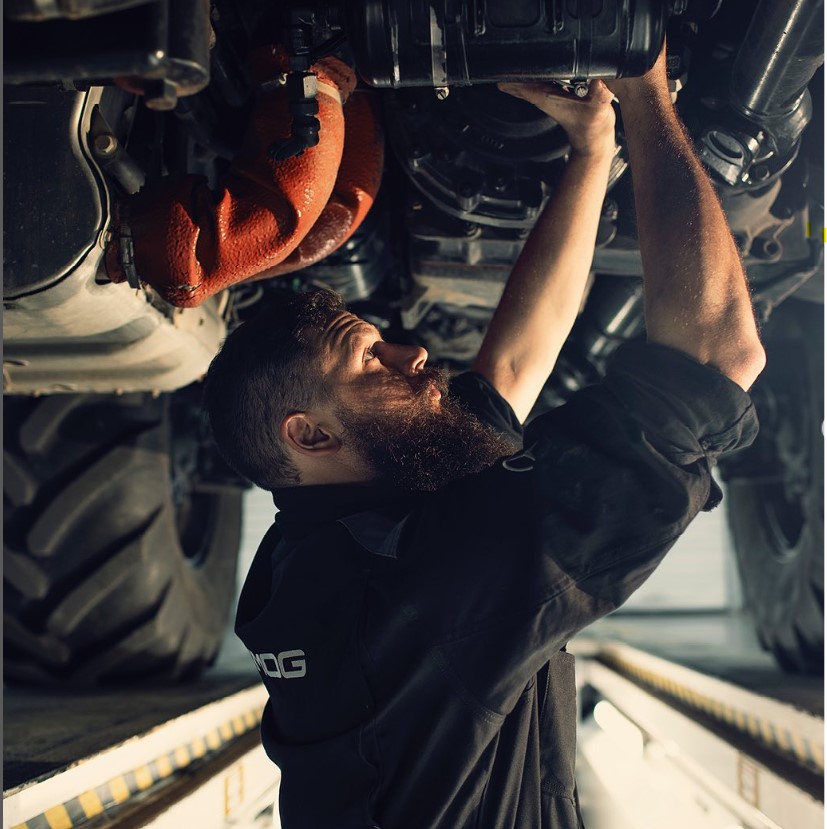 All the backup you need.  

With our Comprehensive Service Contracts, you get an experienced team to keep your #Unimog moving. 

With: 

✔️ Routine maintenance work 

✔️ Preventative care and repair 

✔️ General repairs and replacements 

✔️ UK-wide support for unplanned repairs