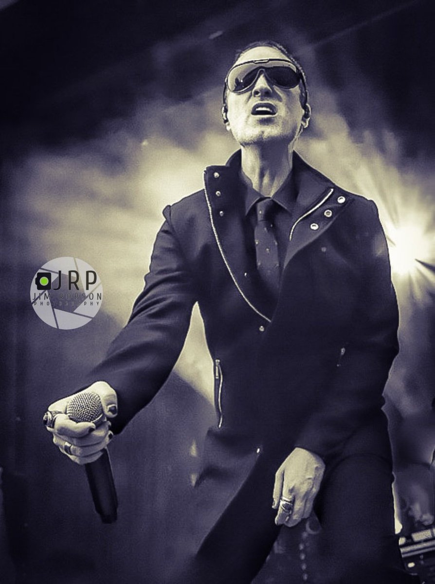 JimRobson11's tweet image. Stone Temple Pilots here tonight @OhioStateFair Celeste Center. Man if I wasn&apos;t already committed to shoot would have loved this. 
Rock N Roll forever!
•
#singer #songwriter #singersongwriter #artist #stonetemplepilots #jeffgutt #stp #live #life #rocknroll #ohio #rock #canon