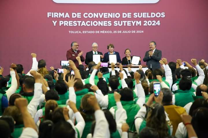 Tomas_Suteym's tweet photo. Firma de Convenio de Sueldos y Prestaciones #SUTEyM 2024.
Mtro. @Herminio_CahueC.
👊
#TODOSJUNTOSGANAMOS 
#eltrabajonosedetiene
#seguimosadelante
#Suteymistas
#Sindicalismodelamanocontigo
#Naucalpan
#SuteymNaucalpan
#UnidadyFortalezaSindical
#SecretariaDelExteriorSuteym
#85Años https://t.co/6wFnXyCOsP