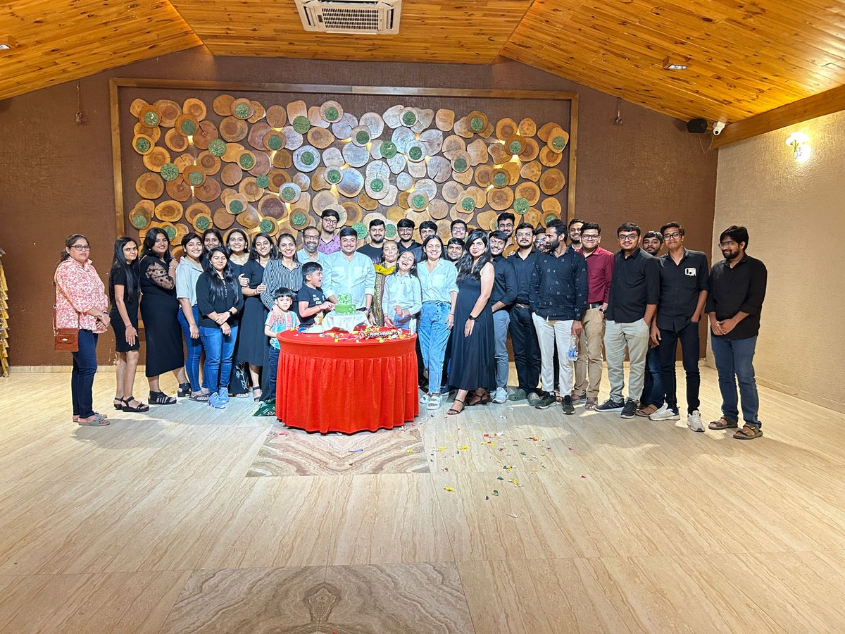 techupsoftware's tweet image. "A happy workplace is a thriving workplace. The smiles of our team members are the foundation of our success."
#techupteam #techupfamily #employeengagement #Techupsoftsolution #ITcompany #Ahmedabad #SoftwareDevelopment #webdevelopment