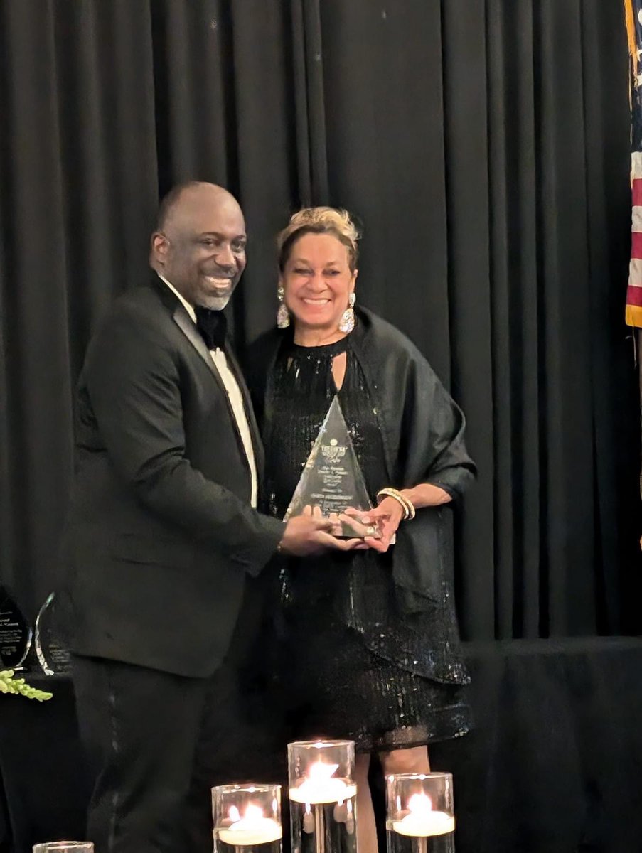 John_Horhn's tweet photo. @BennieGThompson introduced the speaker; other highlights included special honors to Dr. Robert Smith, Rep. Alyce Clarke, Carroll Rhodes, Oleta Fitzgerald,  Derrick Simmons and Errick D. Simmons  Very fulfilling evening! Reginald Buckley, state president, is an effective leader!! https://t.co/SK3CelWy77