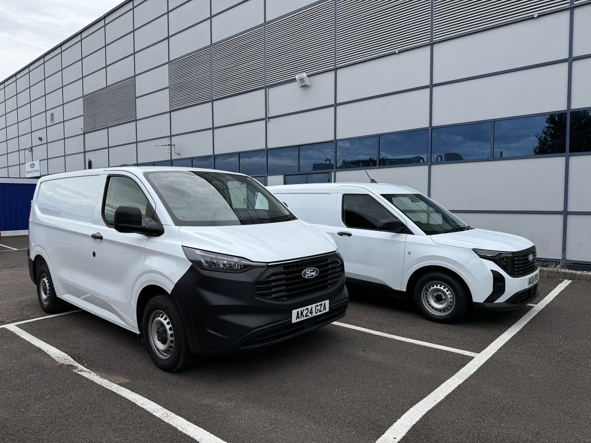 I do love a Transit van on steelies 😍