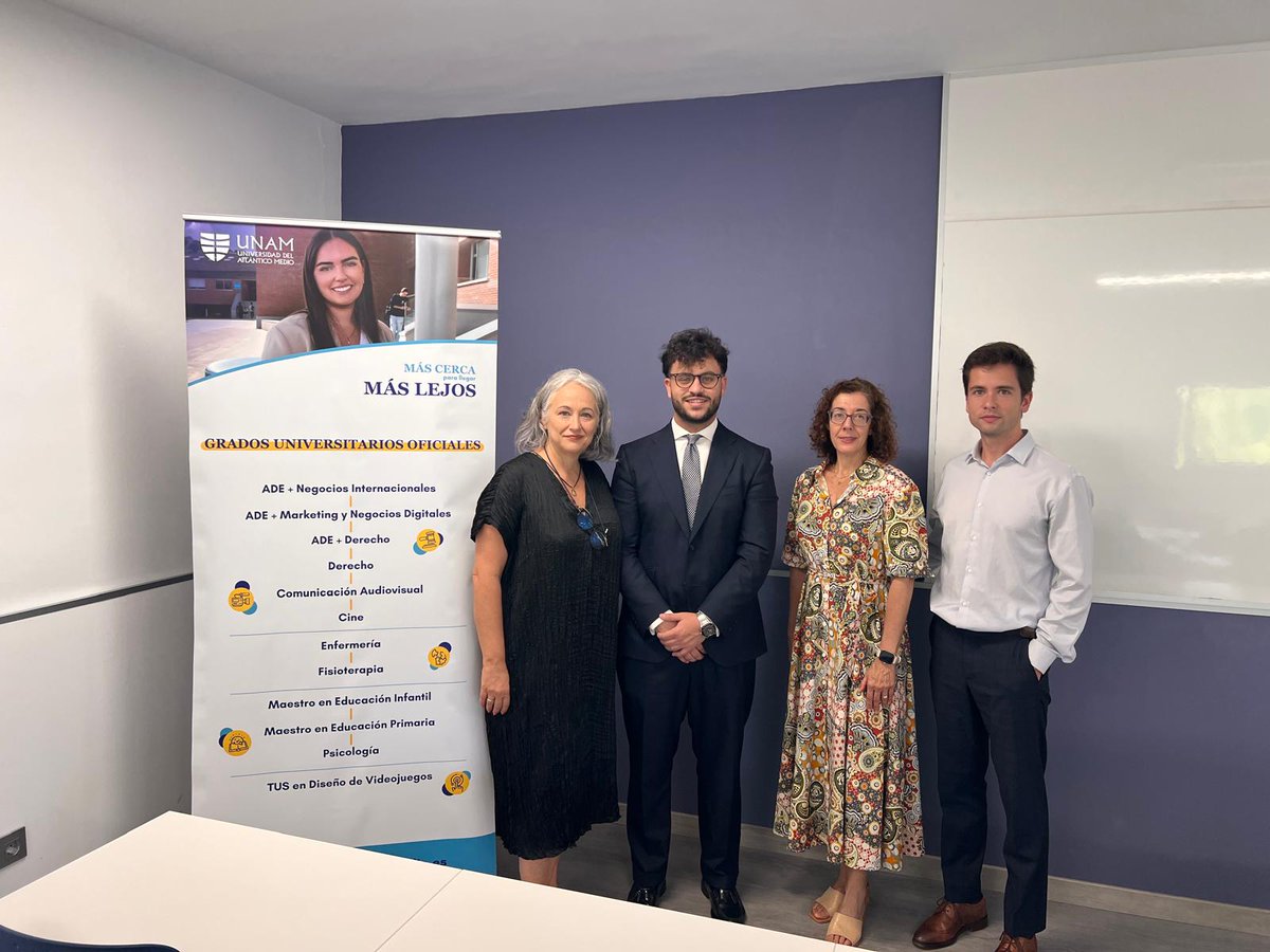 atlanticomedio's tweet photo. 🎓Nuestros alumnos del #GradoADE y #DobleGradoADEyDerecho defendieron sus Trabajos Finales de Grado (TFG) ante sus respectivos tribunales.
¡Felicidades a los estudiantes! Les deseamos muchos éxitos en esta nueva etapa.💙
#UNAM #MásCercaParaLlegarMásLejos https://t.co/gTkVuKTEon