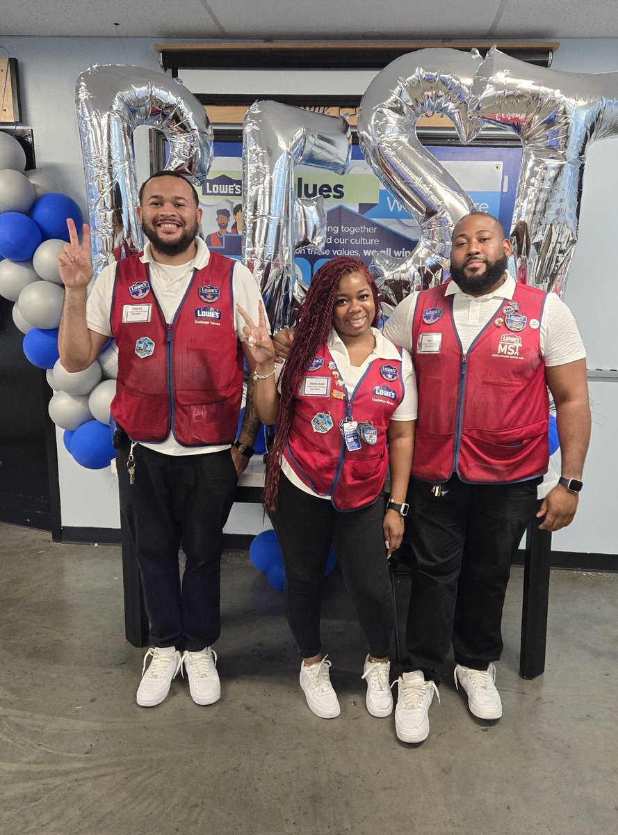 Twin day at 2284 <a href="/SedeekahP/">Sedeekah Pinnock</a> <a href="/Javi3rD/">Javier Dominguez</a> <a href="/GeorgeArias_HR/">George Arias</a> <a href="/SamCharles07/">Sam Charles</a>