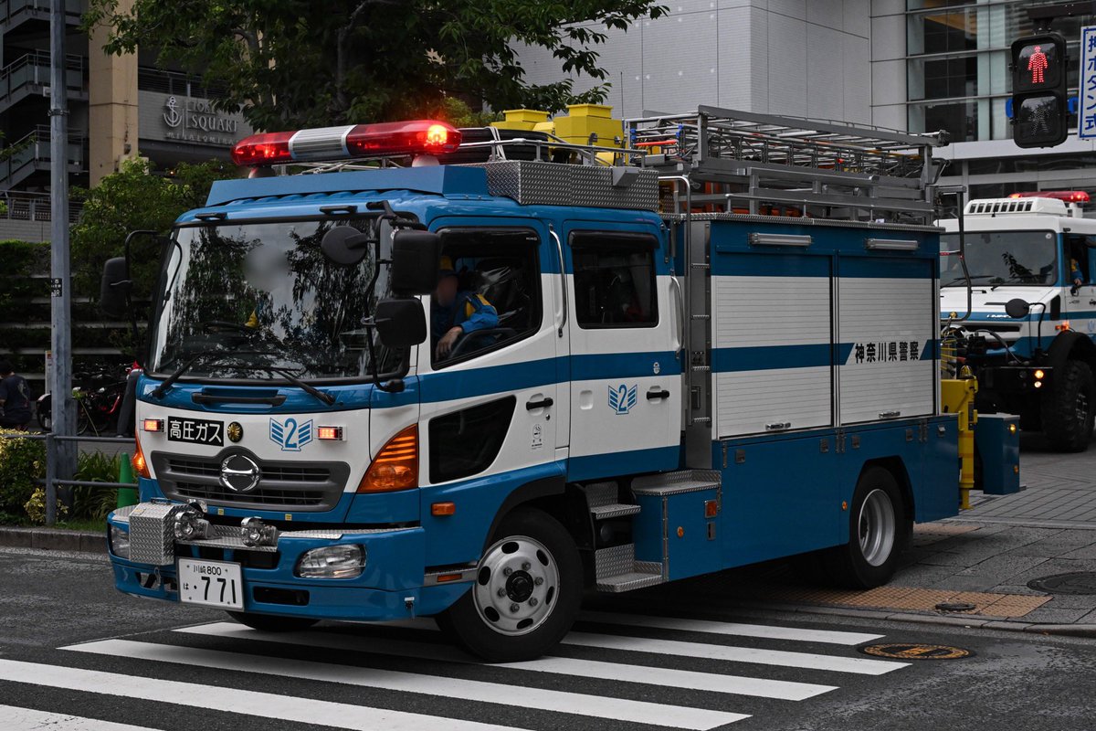 PRS_220's tweet photo. 2024/7/26
「神奈川県警察創立150周年記念 ふれあい警察展」
第1交通機動隊所属の220系や戸部警察署所属のアクティブ交番のバネット.第2機動隊からはウニモグとレスキュー車が展示されました
今度のイベントも期待しております https://t.co/aoIxBQoLz1