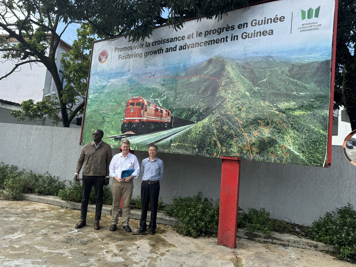 DavidFlanagan_'s tweet image. More terrific meetings and briefings on our neighbour’s progress at the worlds largest new high grade #ironore project #simandou #railEngineering #harbourEngineering #drilling #contracting #procurement @ArrowMinerals $AMD