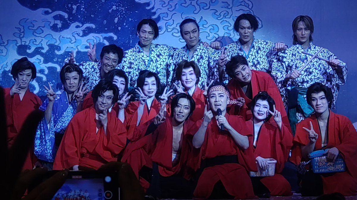 ars_05_'s tweet photo. 後方からの写真、汗で肩の辺りの色が変わってるのがよく分かる https://t.co/SvvsRltc9I