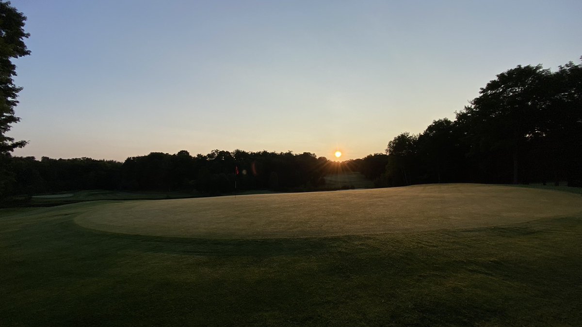 Well it’s Friday! Not just any Friday, butbthe one before the Golf Association of Ontario’s Men’s Mid-Amateur Championship starting Sunday <a href="/NorthBayGCC/">North Bay Golf & CC</a> ! Very excited I am!
#TodayInOntario <a href="/OntarioGSA/">OGSA</a> <a href="/GolfSupers/">CGSA</a>