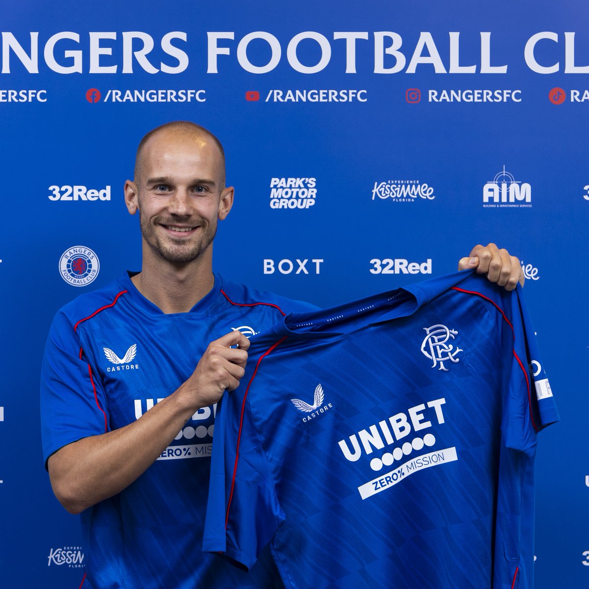 RangersFC's tweet photo. 🇨🇿 #RangersFC are delighted to announce the signing of Václav Černy on a season-long loan from @VfL_Wolfsburg, subject to international clearance.

💙 Welcome to Rangers, Václav!

Read More 👇