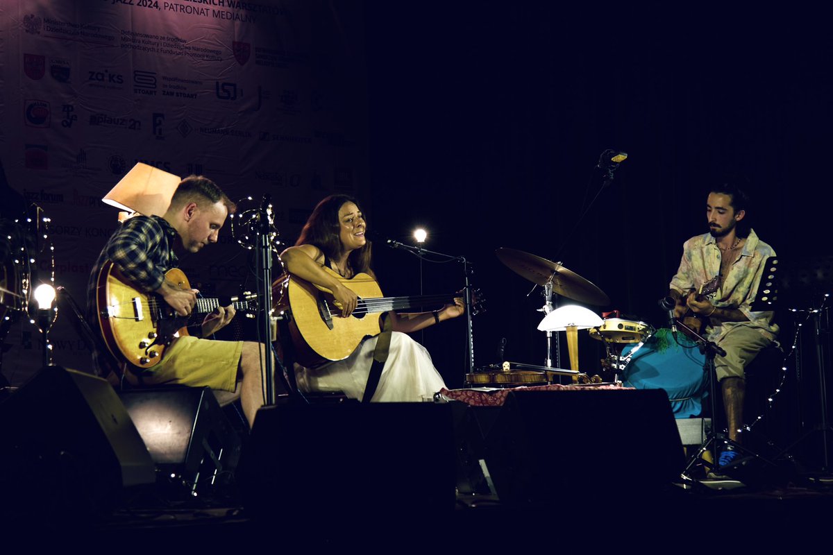 PatrykMicStudio's tweet image. I am so proud to announce that Microphone Studio is officially endorsing acclaimed artist Karolina Beimcik. Yesterday, she captivated the audience with a wonderful concert at the international #Chojazz festival. Today, she is sharing her expertise and love for jazz vocals through…