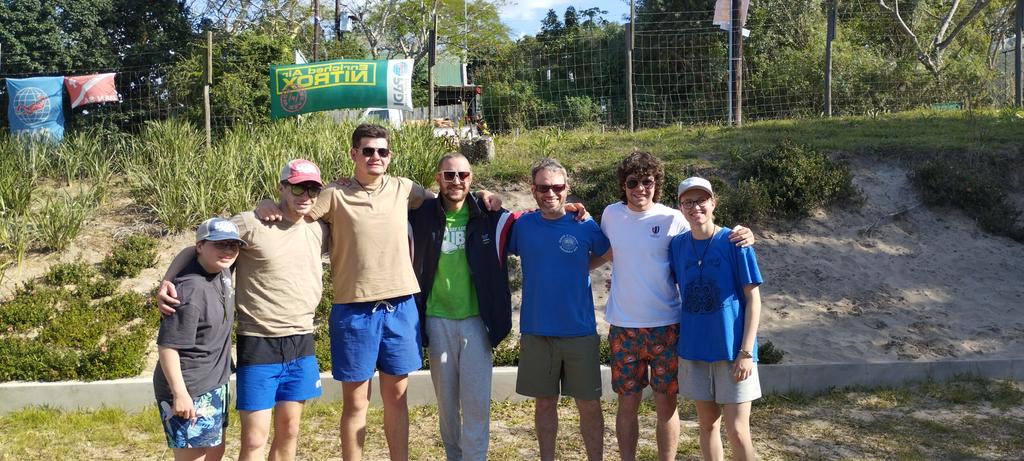 Did we mention the 🦈🦈? After a dip and hunt through the rock pools, the dive group head back to camp for the last time after a quick snap with Lew from Sodwana Bay lodge Scuba centre. Great memories for us all with <a href="/opwall/">Operation Wallacea</a>