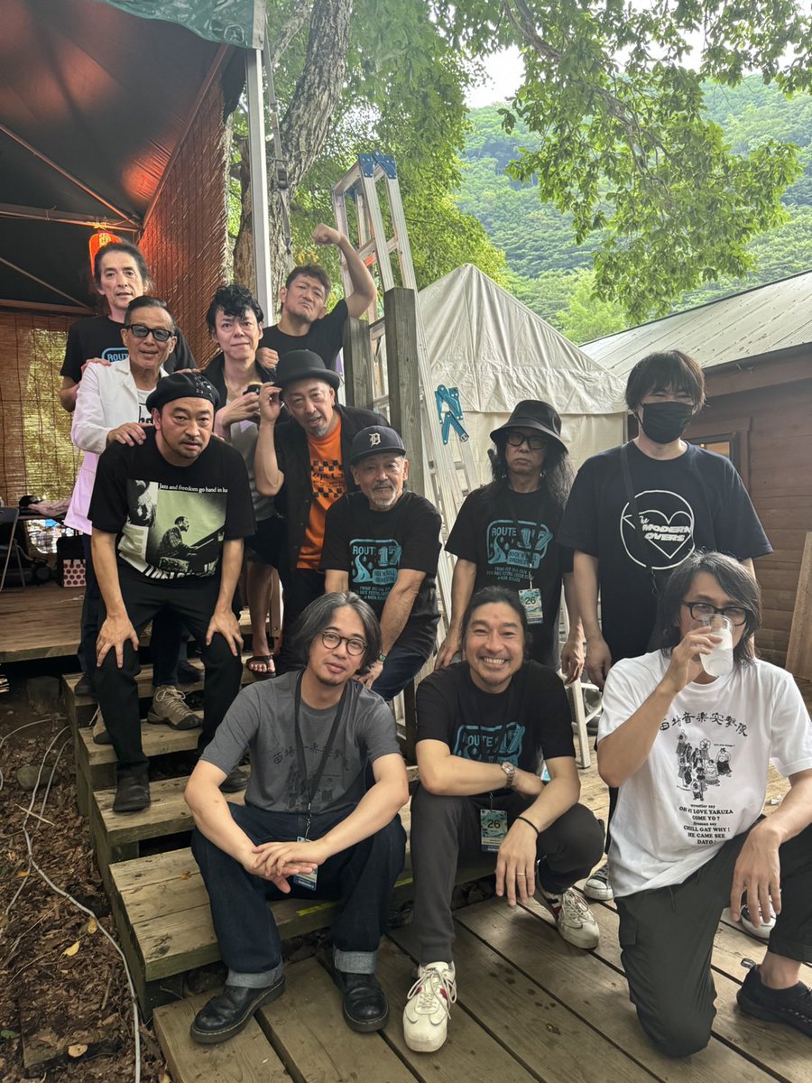 fujirock_jp's tweet photo. ⋱  OFF SHOT 📸  ⋰
JULY 26 FRI - 苗場食堂

苗場音楽突撃隊
Guest：トータス松本、百々和宏、TOSHI-LOW、後藤正文

#フジロック #fujirock https://t.co/zOMQMhj9oZ