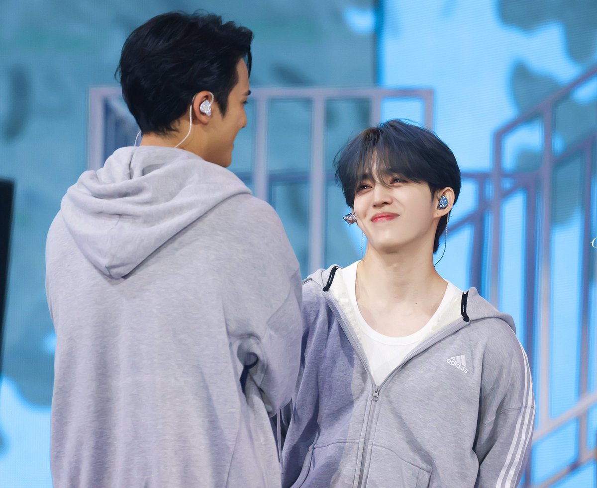 kkumacoups_x's tweet photo. GYUCHEOL CAME HOME GIVEAWAY!!

1 winner of tickets for “#SEVENTEEN FOLLOW TOUR AGAIN CINEMA”

📌Mechanics:
• Must be following
• Like and retweet
• Reply with your favorite GyuCheol photo

Ends: Tomorrow at 6 PM 💗 https://t.co/JO5CBxs5Dn