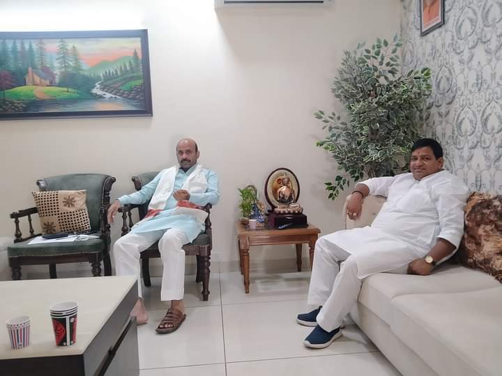 raajendra_bjp's tweet photo. बस्ती के पूर्व सांसद श्री @HarishD_BJP जी को @BJP4Assam के प्रभारी बनाए जाने पर हार्दिक बधाई एवं शुभकामनाएं।
@highlight https://t.co/UKaD67eIXh