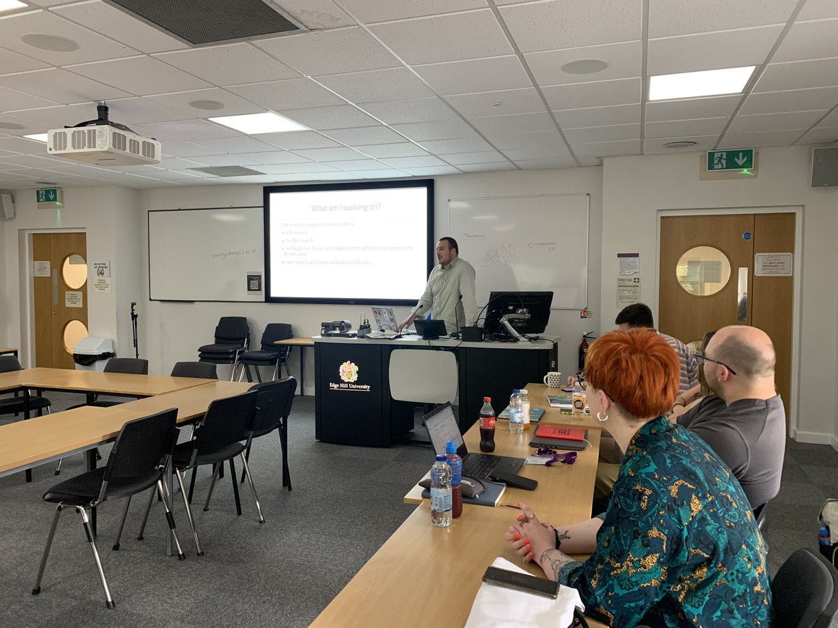 PabloPedantic's tweet photo. Last day of #RESummerSchool - presentations! https://t.co/umWNlKqsln