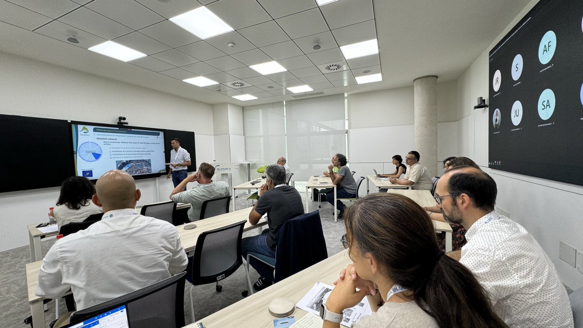 LIFE_Garachico's tweet photo. El Gobierno de Canarias participó el 24 de julio en la reunión de cierre del proyecto LIFE Adaptablues liderado por IHCantabria. Durante la sesión de transferencia de conocimiento y lecciones aprendidas, LIFE Garachico presentó sus aportaciones clave 🌊​

#LifeGarachico https://t.co/EKF1ZHHJ88
