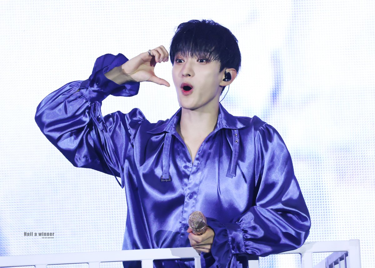 Hail_a_winner's tweet photo. 240724 캐럿랜드 HQ

도겸이가 많이많이 웃고
늘 행복하길 바라ෆ⸒⸒
도아해!🩷🩵

#SEVENTEEN #세븐틴
#도겸 #ドギョム #DK #DOKYEOM https://t.co/F97pbCRnhi