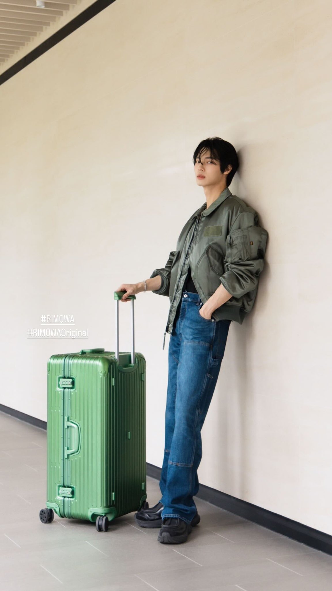 Rimowa trunk green sale