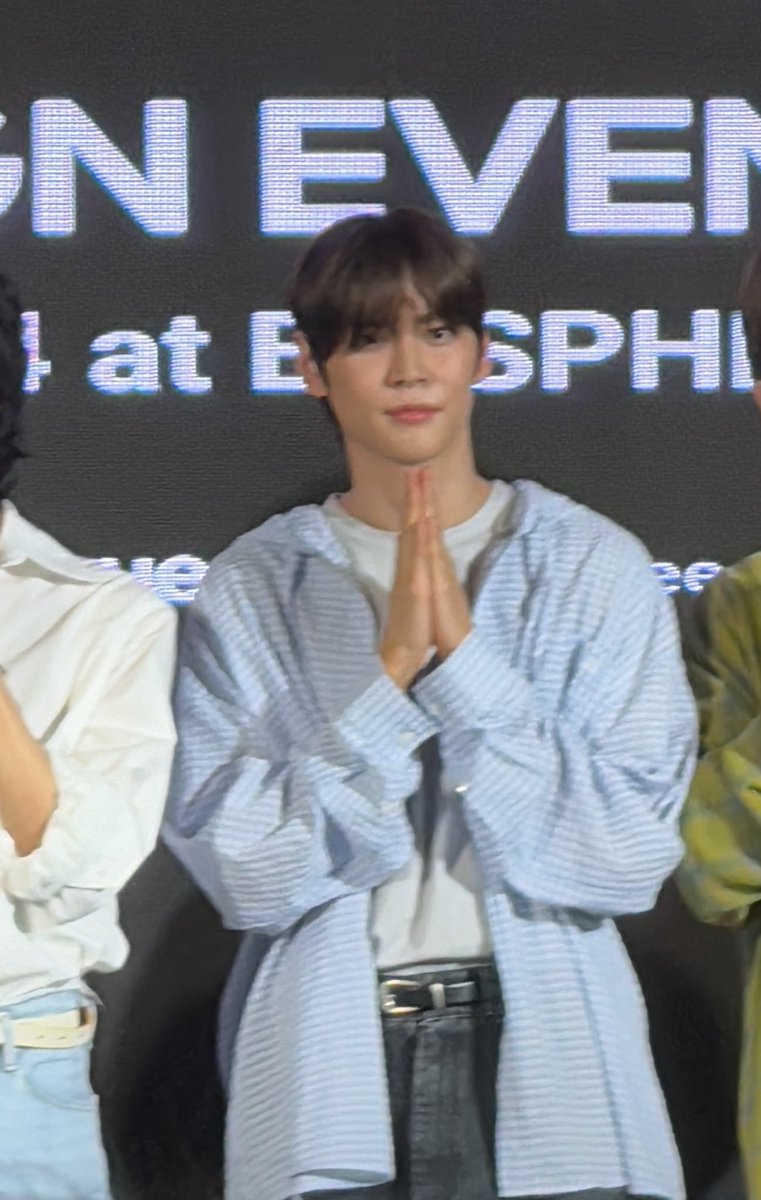 240726 eunseok @ shopee thailand riizing fansign event

#EUNSEOK #은석 #ウンソク