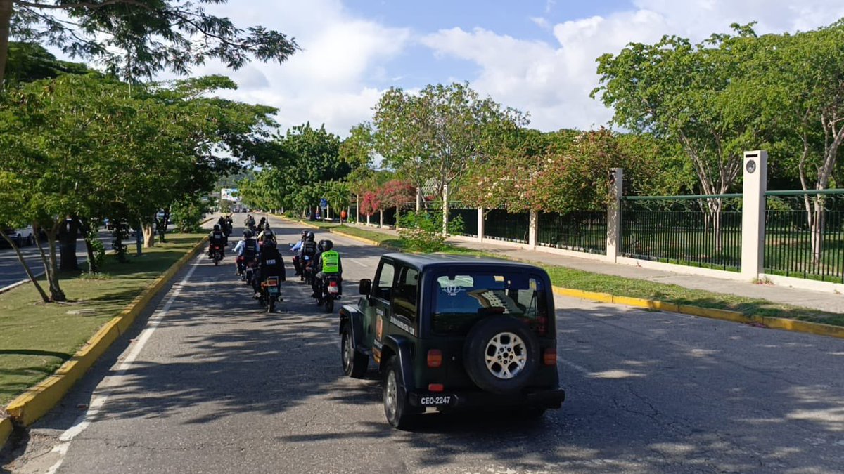 #FANB y OSC en perfecta Unión  Cívico Militar Policial se encuentran desplegados en el marco de la Operación República “Elección Presidencial 2024”.
#IntegrarEsVencer