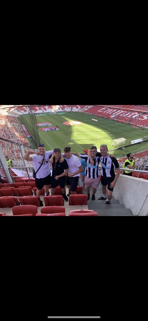MaxClark____'s tweet image. Benfica away 2 years ago