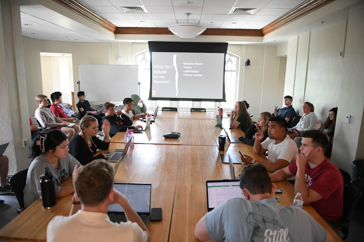 VMI1839's tweet photo. Scenes on Post – July
As July ends, take a look back at the month’s highlights: balloons over post, STP preparations, and exciting SURI projects!
Check out our stories on Instagram & Facebook for more pics!
#VMI #ScenesOnPost #CadetLife #SURI #STP https://t.co/FxphydCJRo