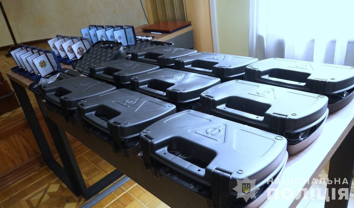 Поліцейські, які розкрили убивство Фаріон, отримали відзнаки

Глава МВС зазначив, що вони "зупинили діяльність групи, яка працювала не лише в Україні, але й за межами нашої держави".