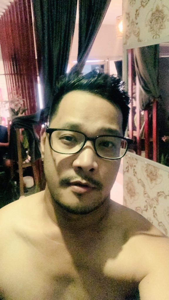 Ron87250040's tweet photo. Lf client availble for hotel/condo service or visit our spa 
Pm me for details.  QC area only
@hagodnivince https://t.co/oCq1Ktn4PN