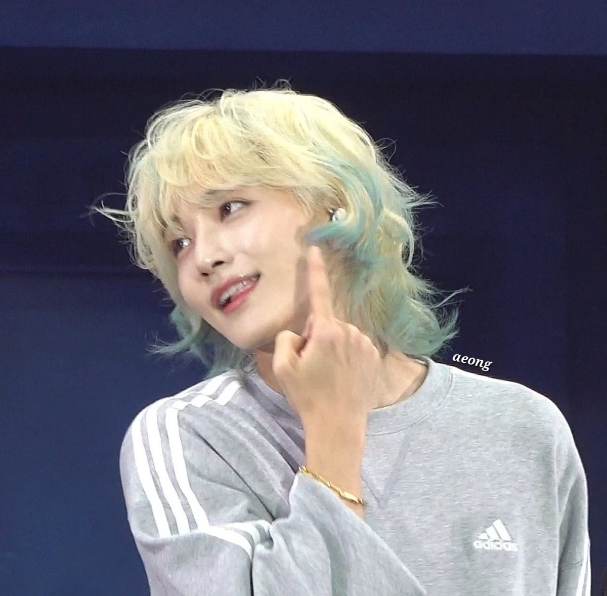 tap tap jeonghan 💛