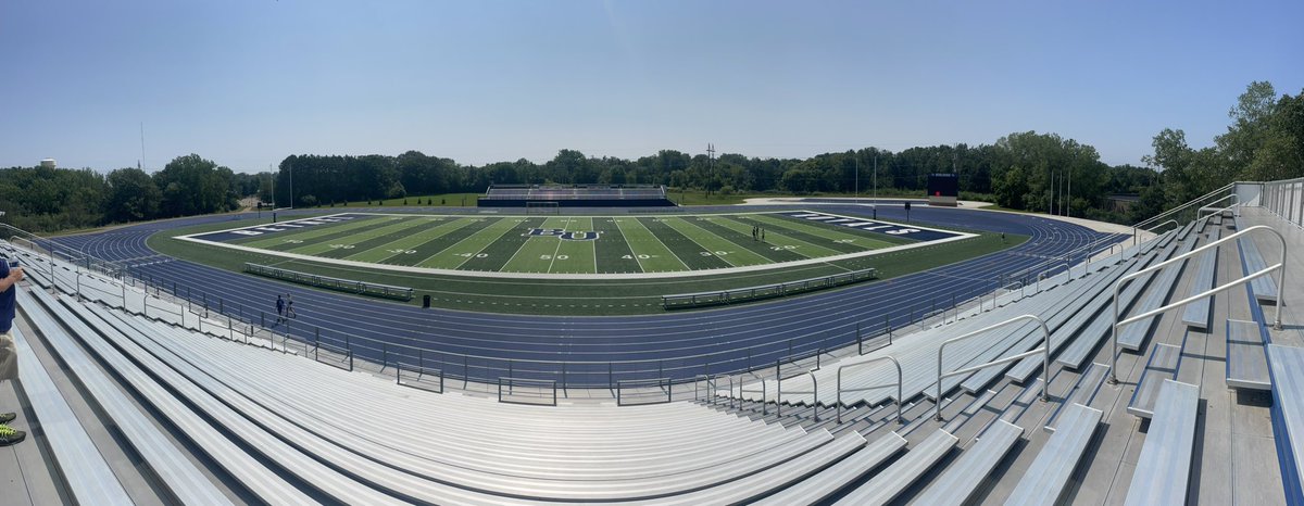 Bmolnau25's tweet photo. I had a great time at @BethelRoyalsFB yesterday! https://t.co/aSI8L8c0yz