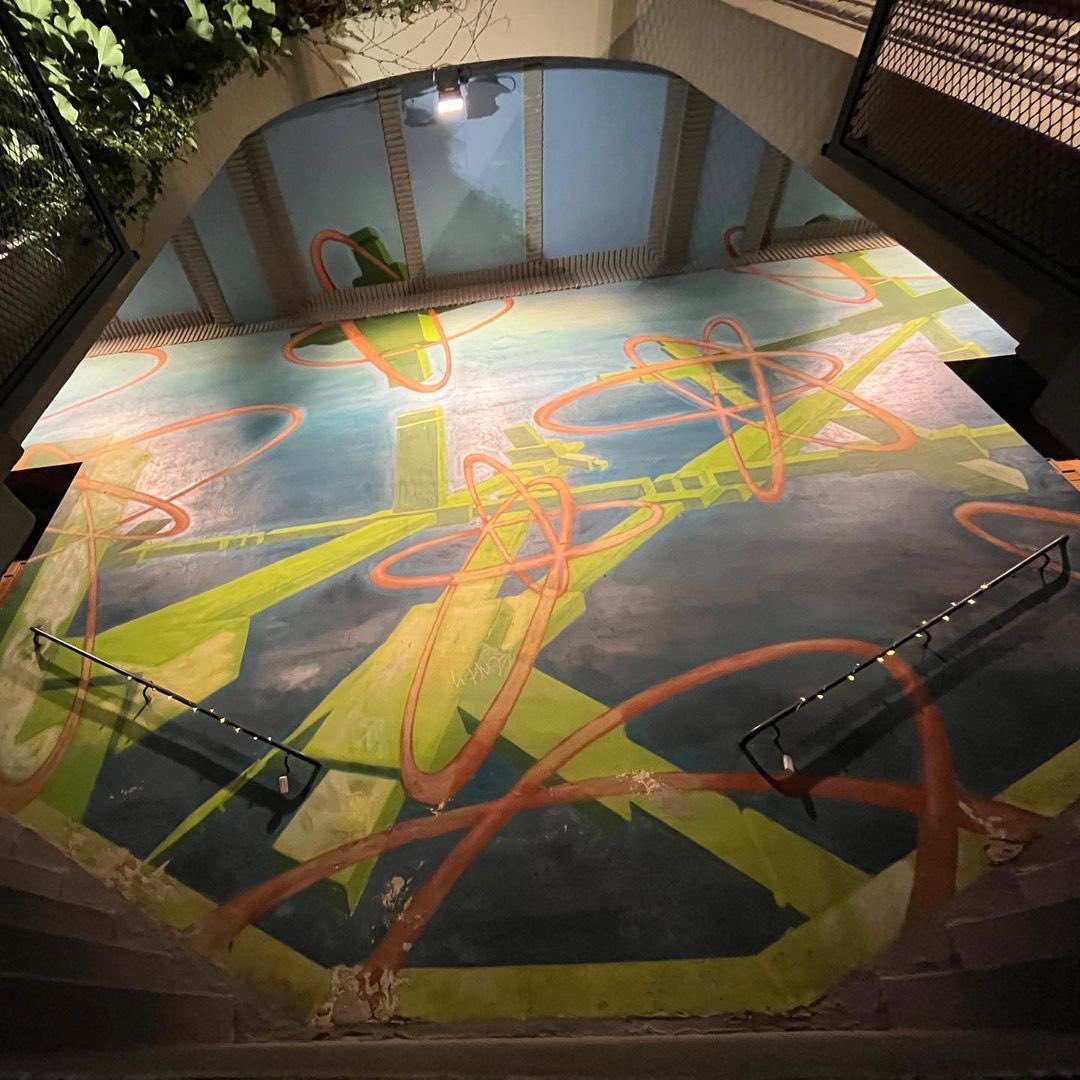 StreetArt_Praha's tweet photo. The @streetart_cz archives 💾
Divadlo PONEC entrance loggia painted by @JanKalab 
📸 24.09.2022.
📍 Praha,, Husitská 24A
#jankalab #streetartpraha #streetart #divadloponec #streetartczechia https://t.co/RQj4Tp9jts
