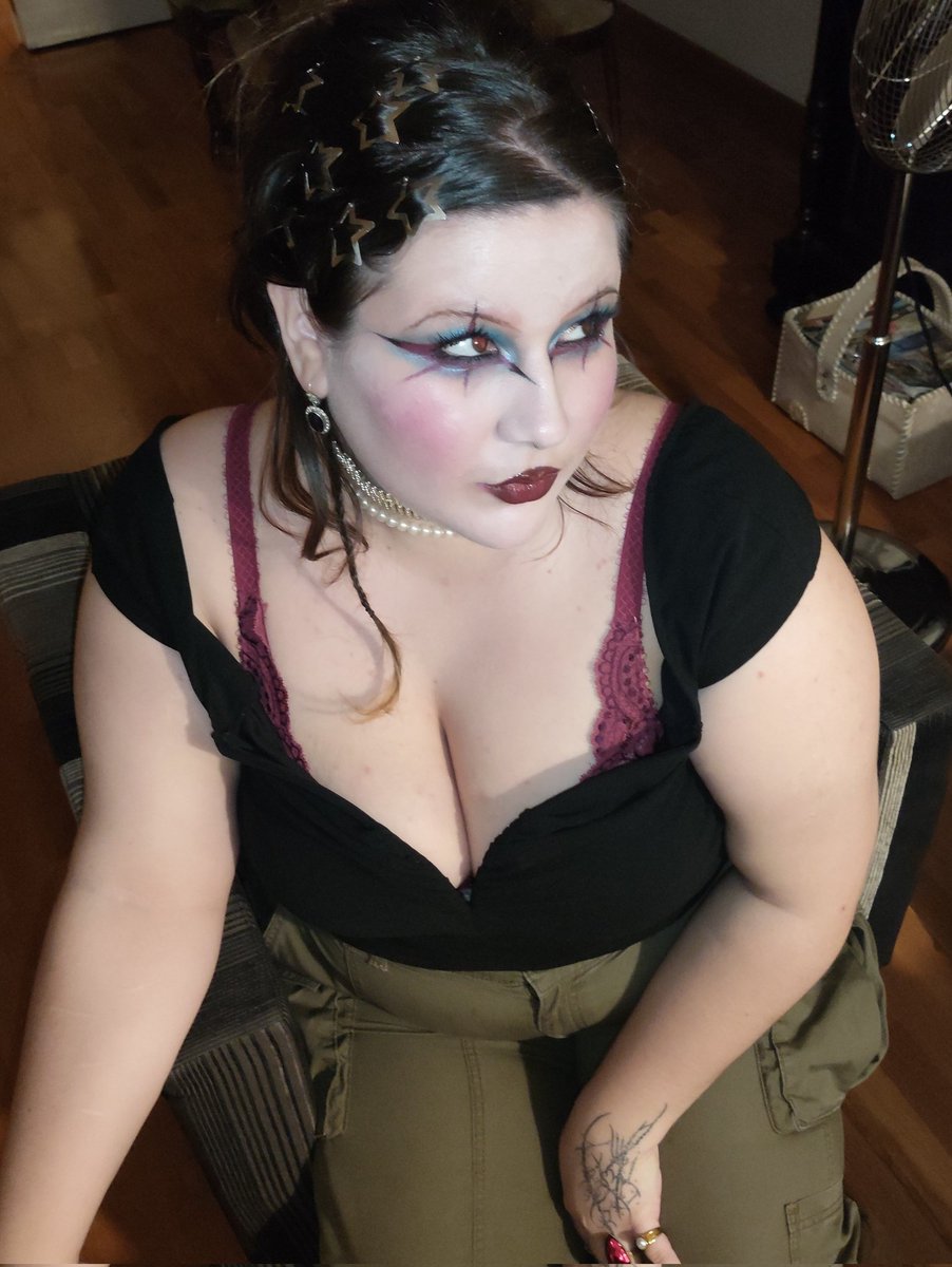 raMii 🦇 tweet media