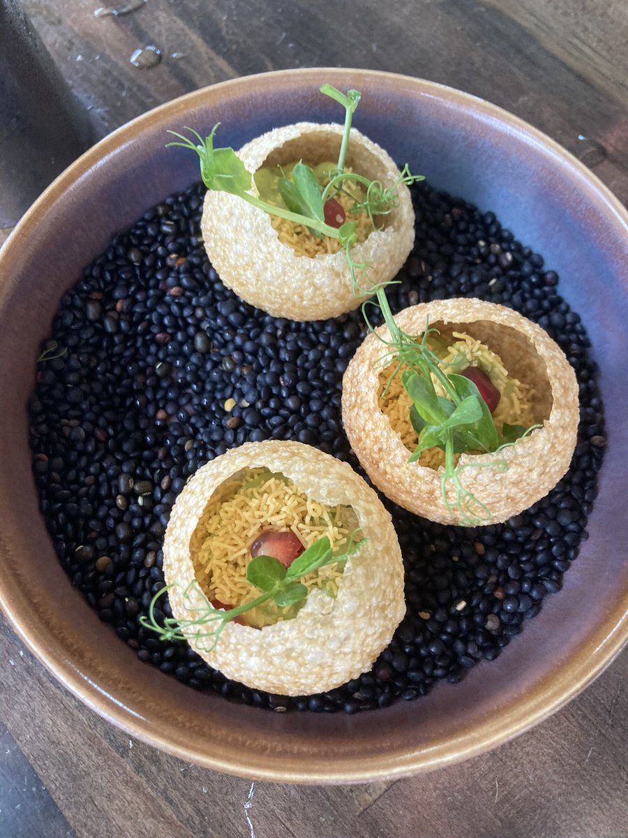 boraborangm's tweet image. #EatJin
#CoffeeDateWithBTS

Jin would have really enjoyed these appetizers from #Daru with me.

What’s on YOUR menu, ARMY?