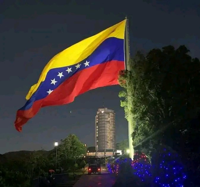 mota_1010's tweet photo. "Yo los recogeré de todas las naciones y paises y los traere de vuelta a su tierra"
Ezequiel 36:24🙏🏻🙌🏻❤️ https://t.co/NLJfcffzps