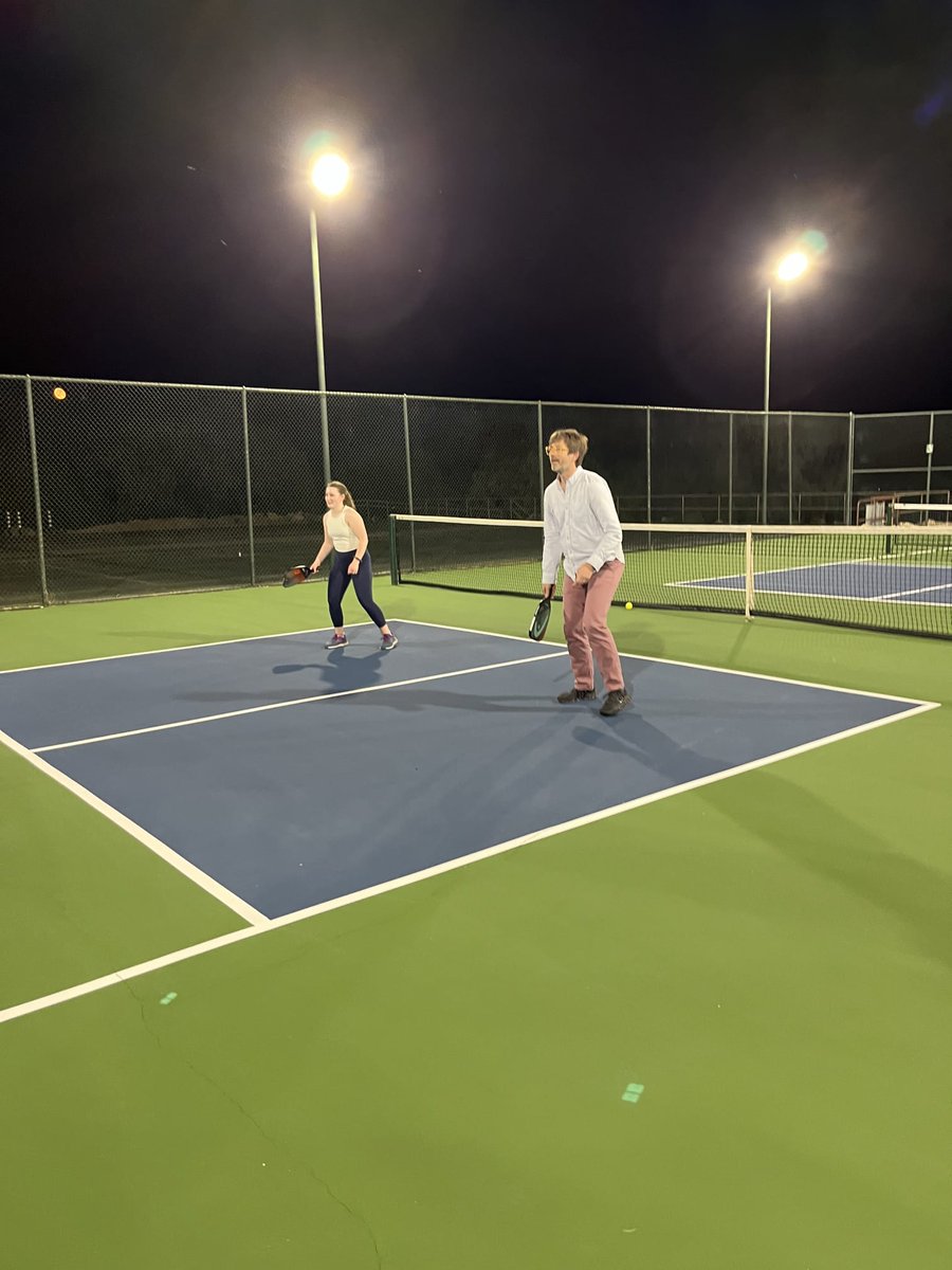 Eleanor Dickson-Murray tweet media