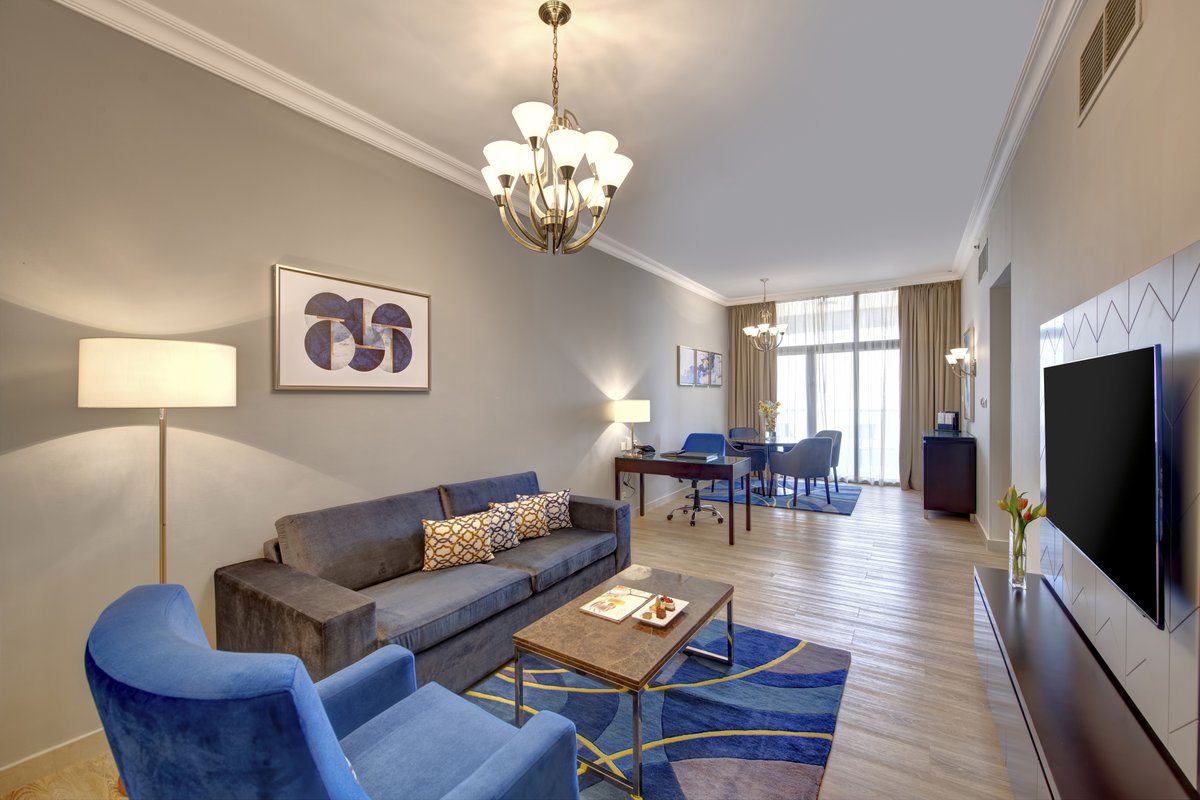Elevate your travel experience into one that delivers comfort, style and opulence.💯❤️   
#hotelapartments #hotelaccommodation #dubaihotels #homeawayfromhome #dubai #twoseasonshotel
