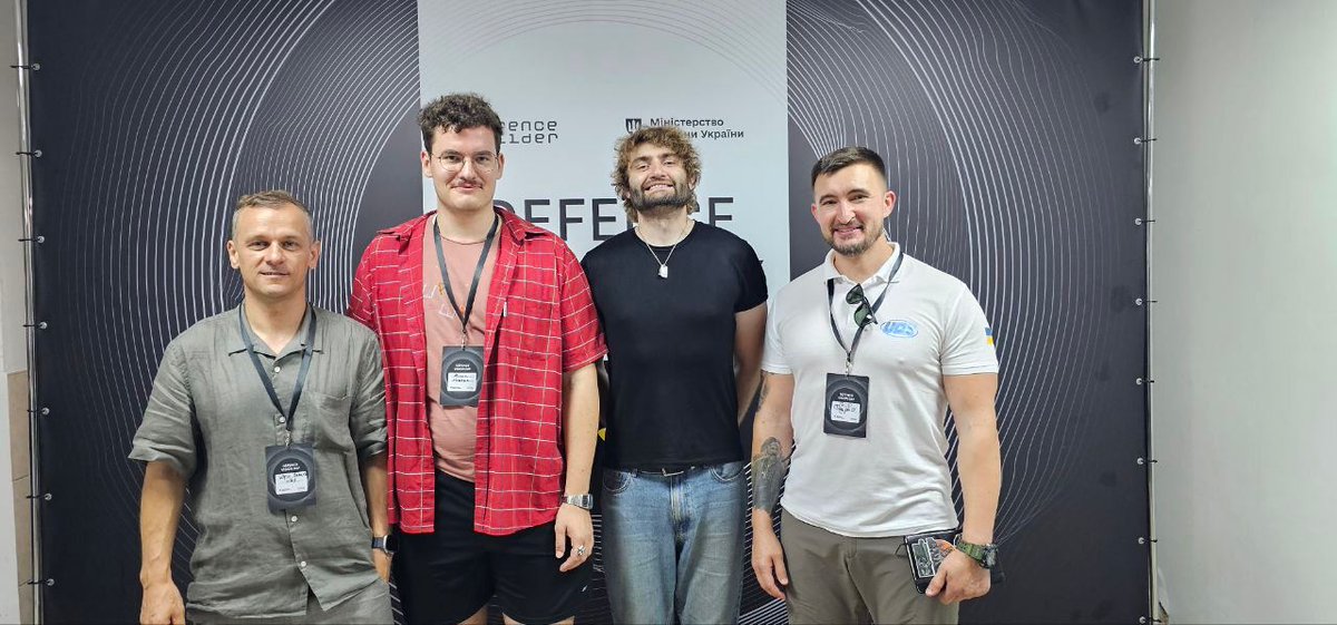 Підготовка військових у період масштабної війни є вкрай складною задачею. Повинні шукати способи, як зробити навчання інноваційним, доступним і зрозумілим для наших солдатів

Днями відвідав потужний захід Defence Vision Day, який  об'єднав найкращі проєкти для тренувань війська,