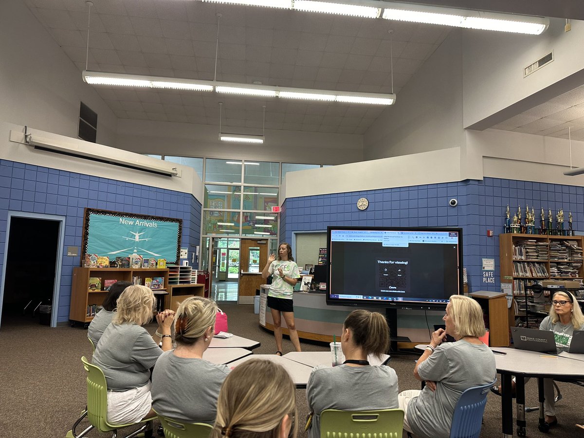 oakgrovees's tweet photo. We had a great meeting with our pta president @PTAOakGrove and we had a great staff picture before our big meeting. #itsbetteratthegrove @bevbOtterP @JoTOtterap https://t.co/eh9sDTDdGQ