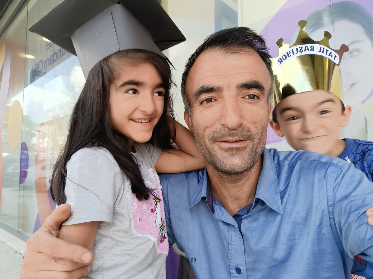 bestekolik's tweet photo. Bugün kızım candan yuvamız İstanbul kreşlerinden mezun oldu
Teşekkürler @ekrem_imamoglu @yuvamizistanbul https://t.co/WQKJl9uD51