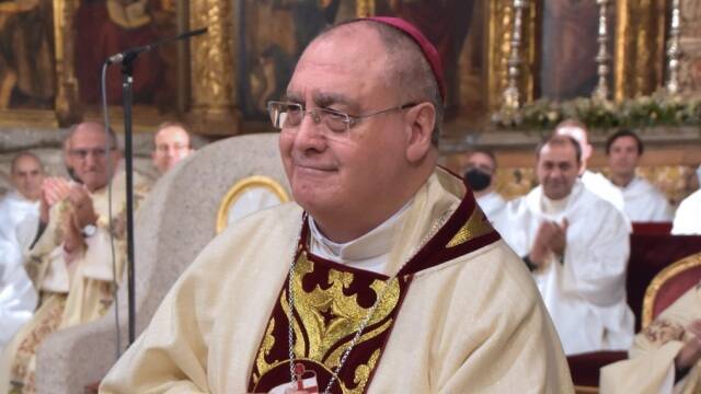 Decreto del Arzobispo sobre fundación de nuevas hermandades, salidas extraordinarias y coronaciones. escofrade.es/2024/07/decret…