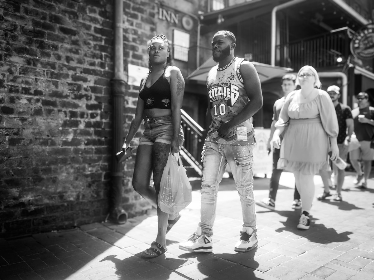 lendif's tweet photo. By the brick wall
.
#blackandwhitephoto #streetphotography @StreetPhotoInt  @BWPMag  #SPiCollective #BW #storyofthestreet #capturestreet #ourstreet #candidstreetphotography #candidshot #candidphotograph #photography #GA #streetphotographer #streetphoto #streetportrait https://t.co/AD7Ll0KvcX