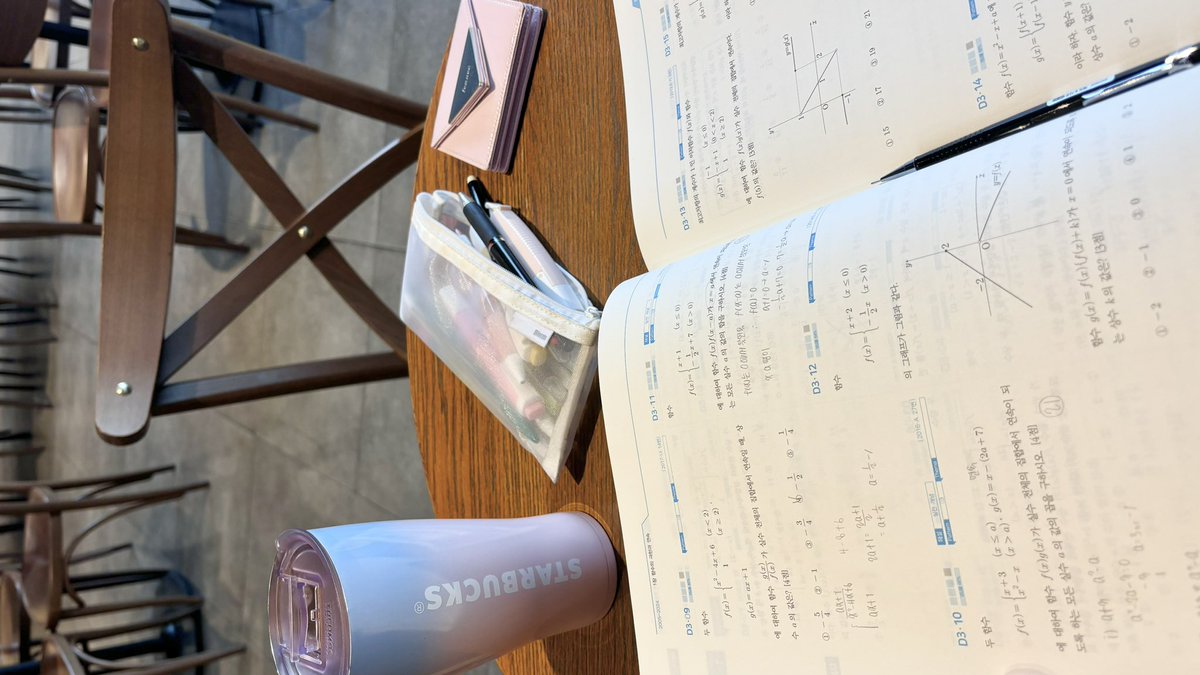 wonneeeey's tweet photo. 손도 못대던 교재를
이젠 척척 풀어낼 수 있다 ⸜( ˶'ᵕ'˶)⸝ https://t.co/74NO5rGTbx