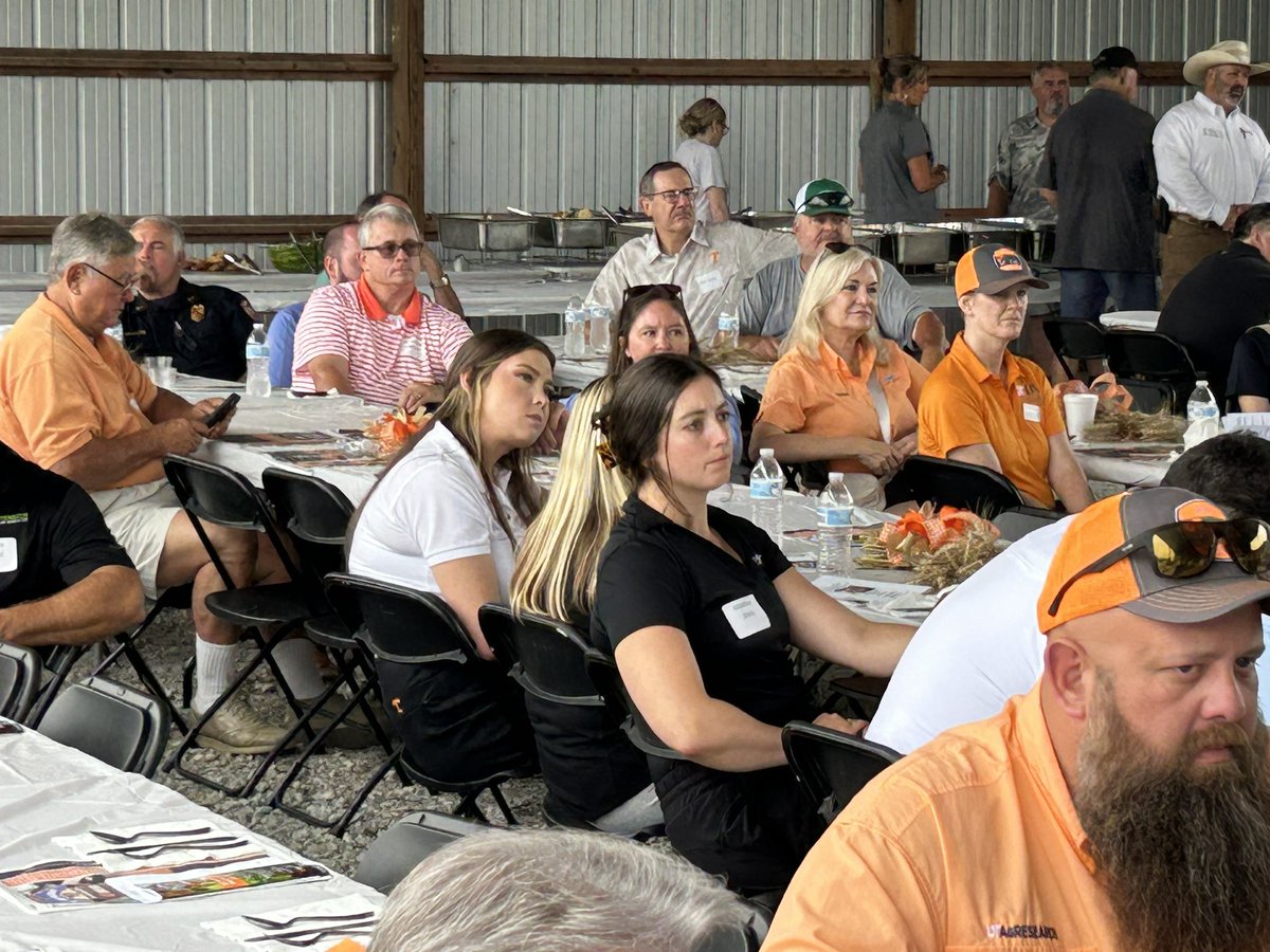 33rd Milan No-Till Crop Production Field Day at AgResearch and Education Center at Milan was a huge success on Thursday. <a href="/UTIAg/">UT Institute of Agriculture</a> <a href="/UTAgResearch/">UT AgResearch</a> <a href="/KC4UTIA/">Keith Carver</a> #TennesseeNoTill #TennesseeAgriculture #foodfeedfiberandrenewablefuel