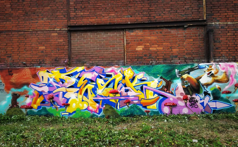 BonusLevelEnter's tweet photo. #foxnforests #streetart https://t.co/jhqIjThIAB