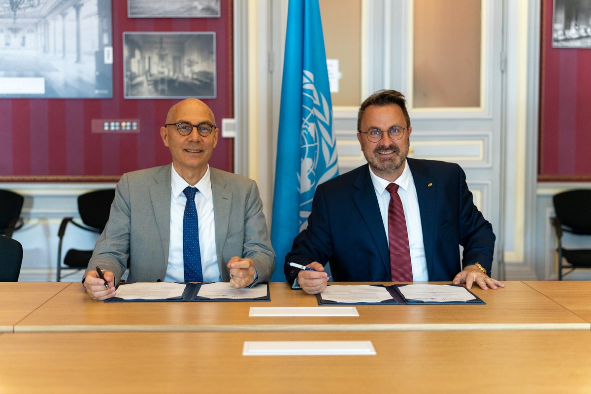 Xavier Bettel (@xavier_bettel) on Twitter photo I signed a strategic partnership framework with <a href="/volker_turk/">Volker Türk</a>, ensuring 🇱🇺 provides <a href="/UNHumanRights/">UN Human Rights</a> w/ predictable funding for 4 years. This reflects our commitment to addressing pressing #HumanRights violations & protecting the most vulnerable during these challenging times. I signed a strategic partnership framework with <a href="/volker_turk/">Volker Türk</a>, ensuring 🇱🇺 provides <a href="/UNHumanRights/">UN Human Rights</a> w/ predictable funding for 4 years. This reflects our commitment to addressing pressing #HumanRights violations & protecting the most vulnerable during these challenging times.